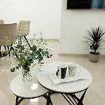 아파트 Tonci *