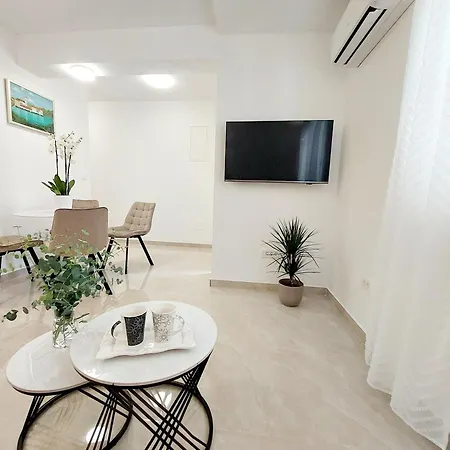 Tonci Apartment Opuzen (Dubrovnik-Neretva)