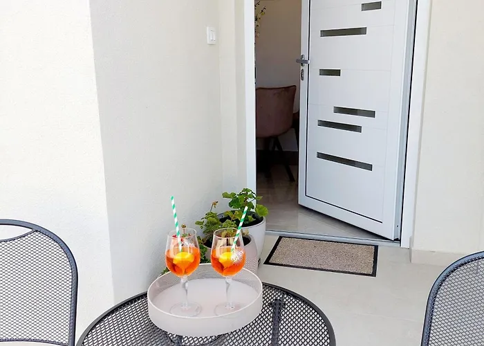 Tonci * Opuzen (Dubrovnik-Neretva)